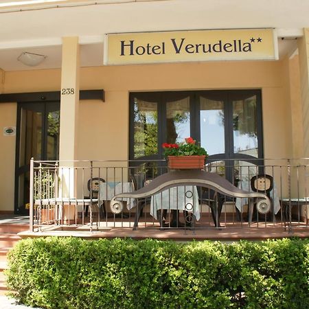 Hotel Verudella Rímini Exterior foto