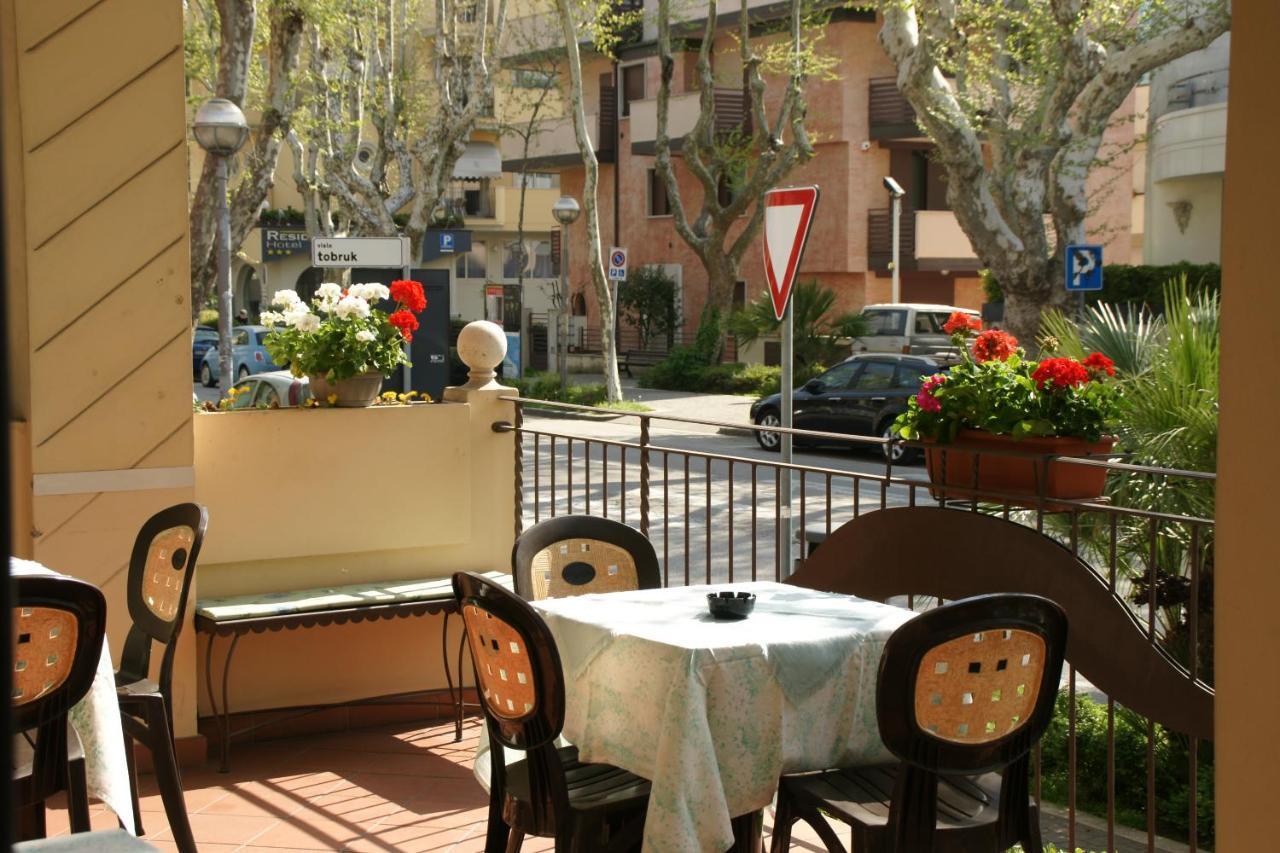 Hotel Verudella Rímini Exterior foto